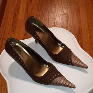 Gorgeous Pierre Dumas pumps size 6 and 1/2 excellent condition